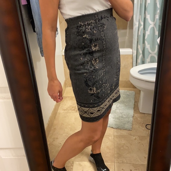 Max Studio Knit Skirt - Picture 7 of 8